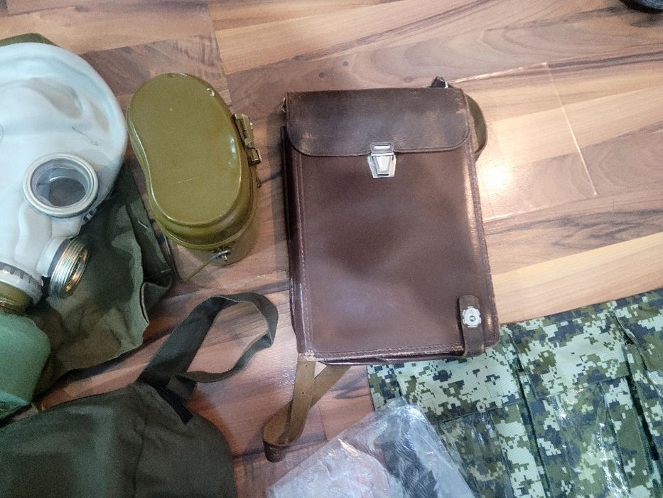 Военные вещи      .