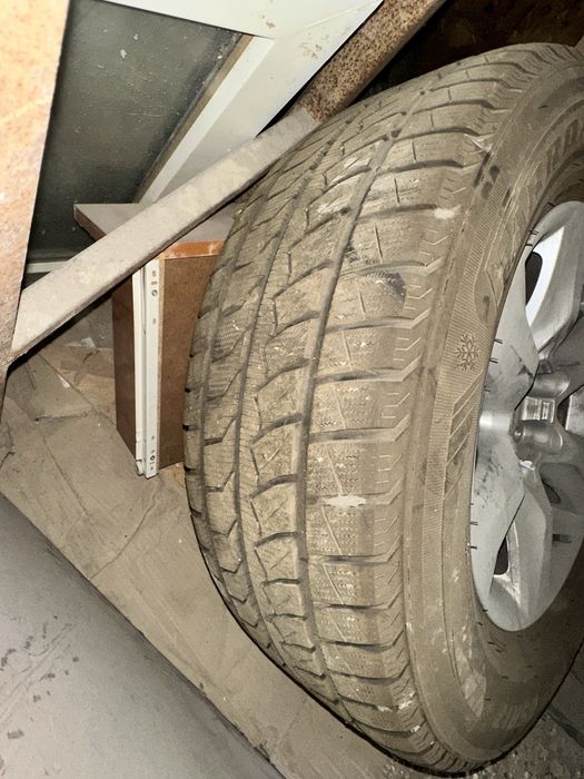 Диск с покрышками