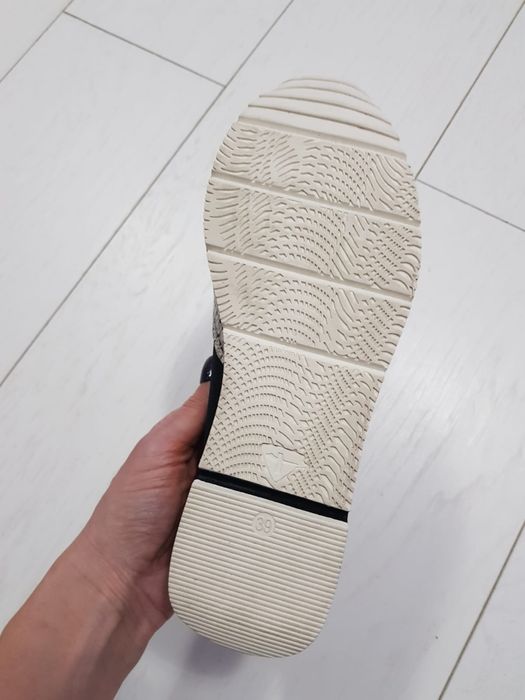 Pantofi Tamaris, noi, piele naturala, nr. 39