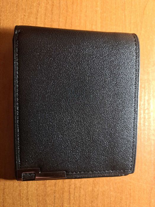 Trei portofele barbati