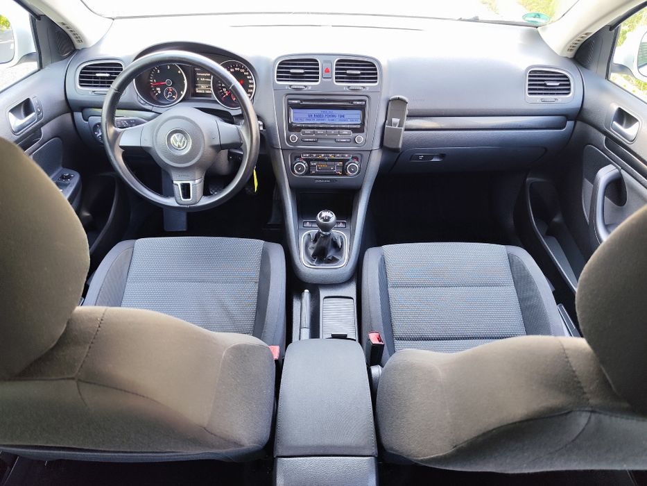 VOLKSWAGEN Golf 2011 — imagine 5