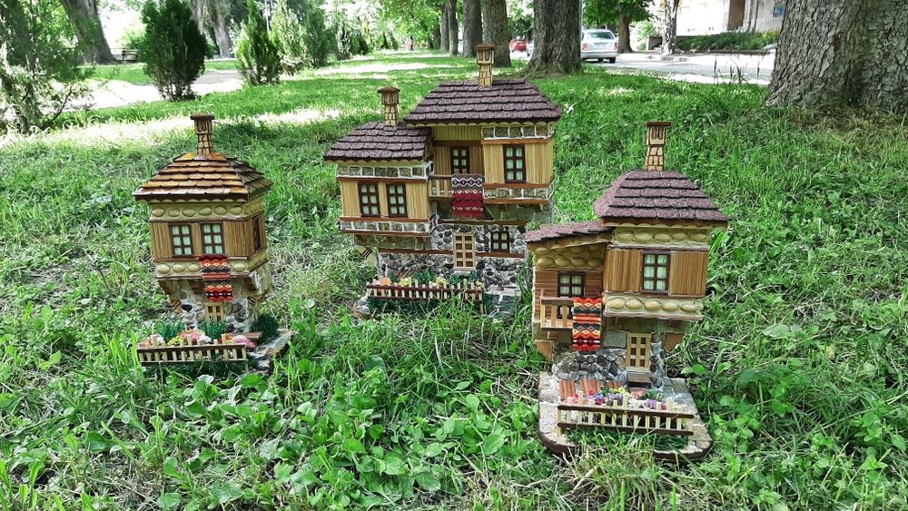 Декоративна къща, Макет на българска къща от дърво и камък, ръчна изра