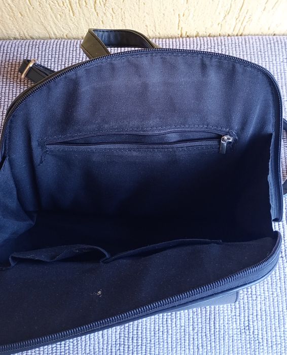 Черна раница, запазена