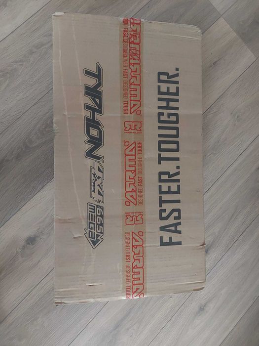 Automodel Arrma Typhon Mega 665 1:8 4WD nou sigilat