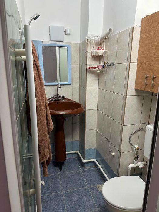 Vand Garsoniera conf 2