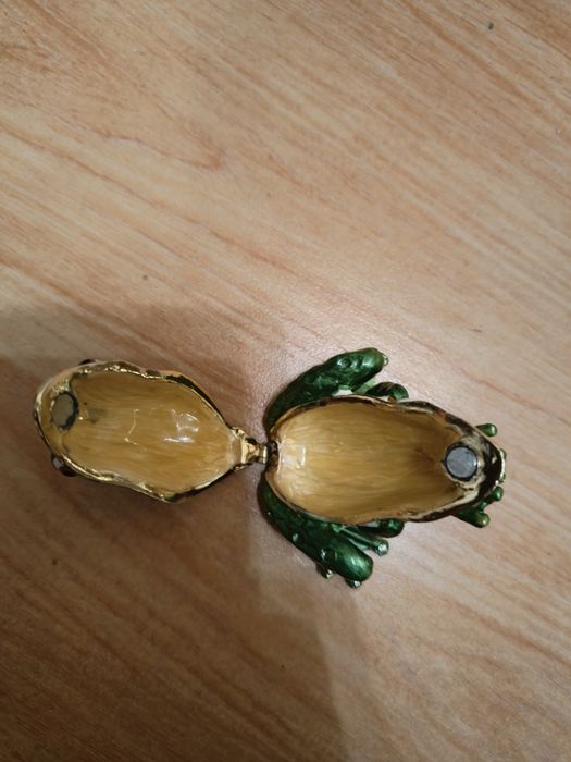 Продам маленькие шкатулки лягушки