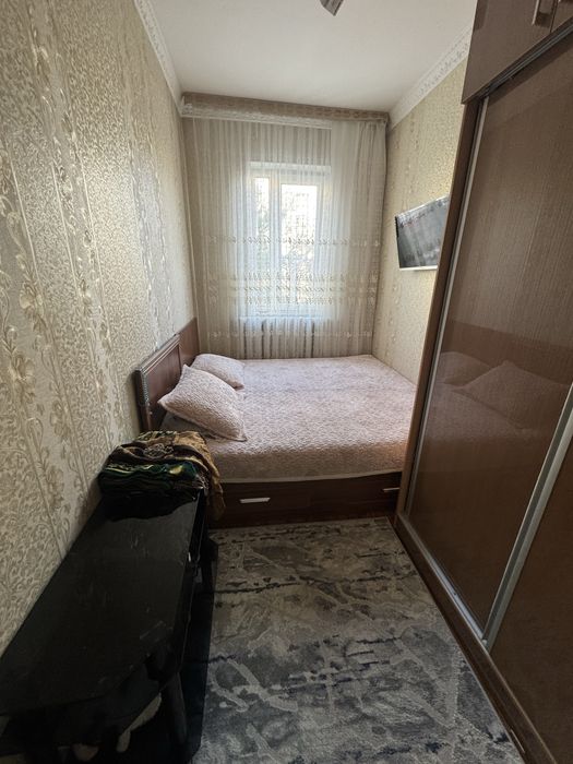 Sebzor 1 dom 3 xona sotiladi