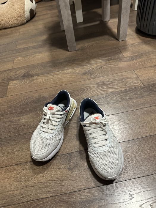 Обувки Nike запазени