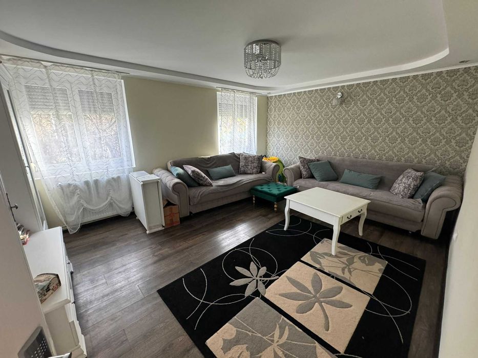 inchiriez casa moderna Valea Lunga ,langa Moreni dambovita