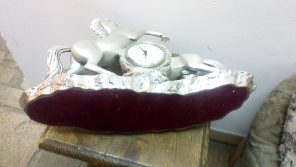 Часы настольные, клеймо