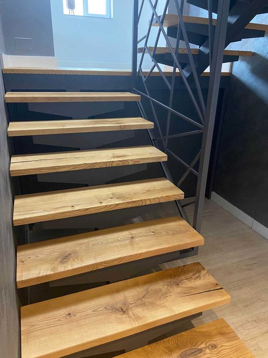 trepte  scari lemn masiv