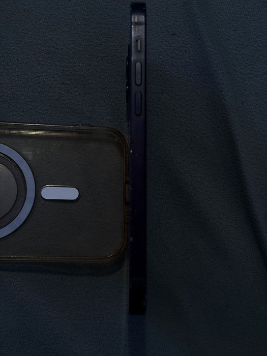 Iphone 12 simplu