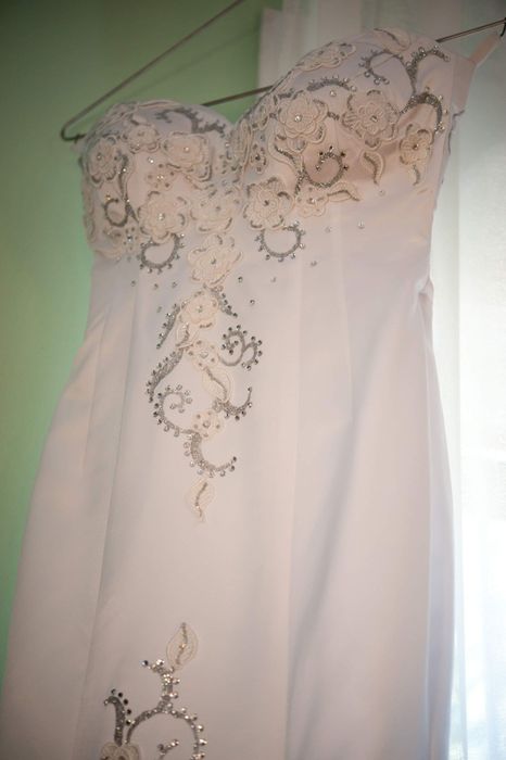 rochie mireasa superba M