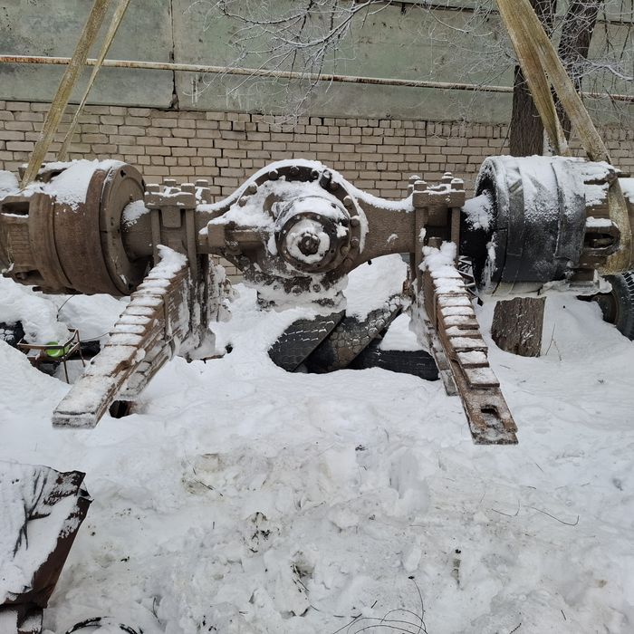 Продам задний мост на маз