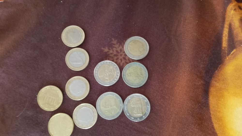 Moneda 2 euro de colecție
