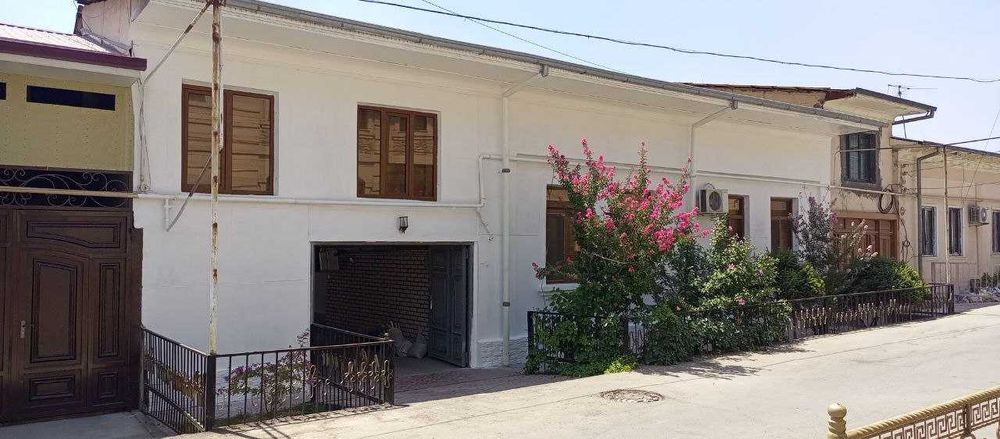 Юнусобод туманида 7 хонали ховли сотилади