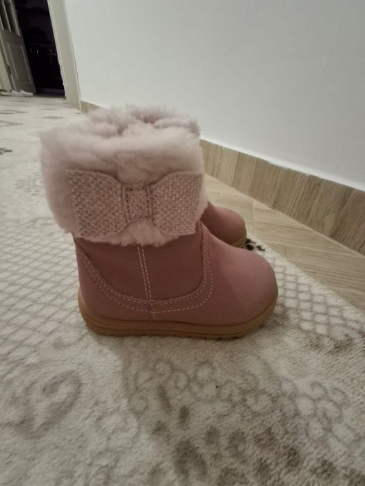 Обувки боти за момиче