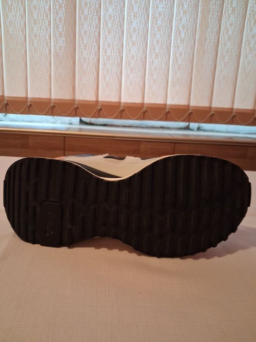 Маратонки FILA Legacy