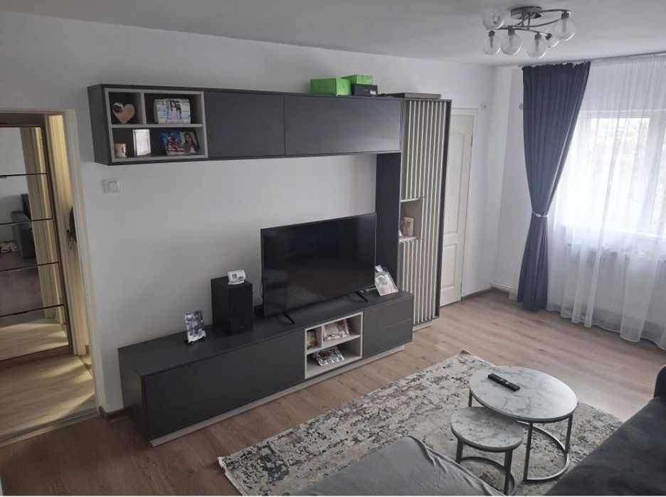 Apartament 3 camere decomandat