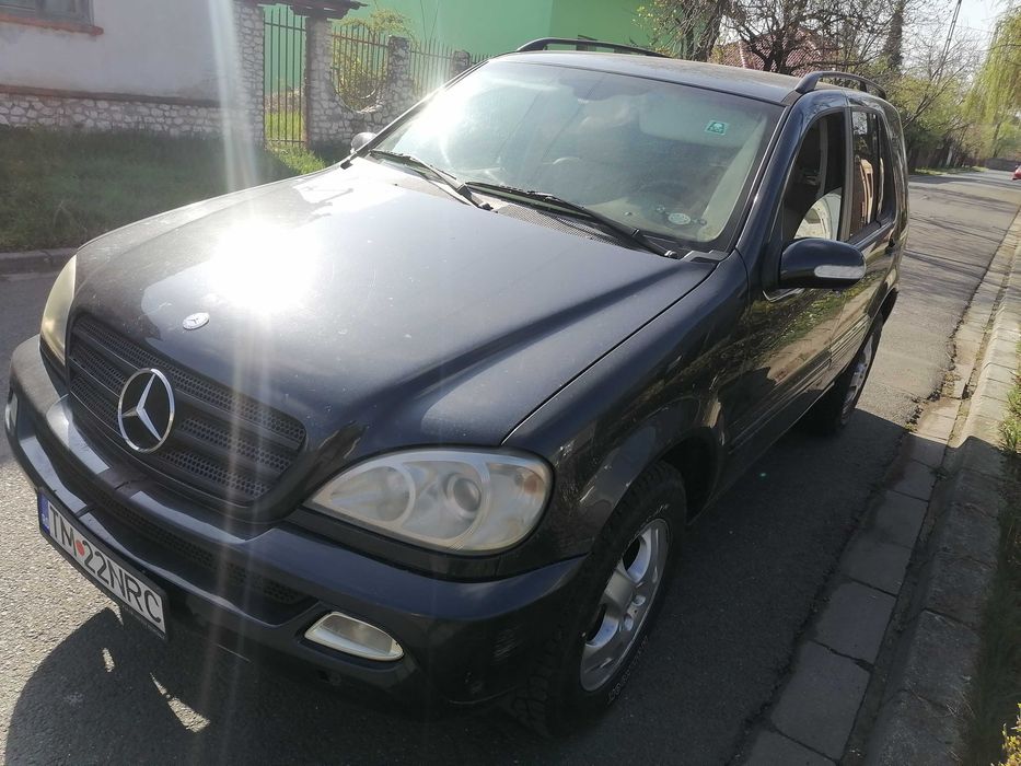 Autoutilitara Mercedes Benz ML 2.7 Inmatriculat