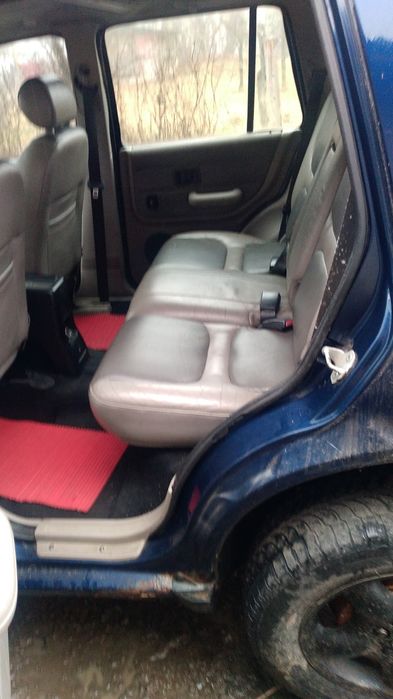 Land rover ferarul vând la dezmenbrări 600euro negociabil