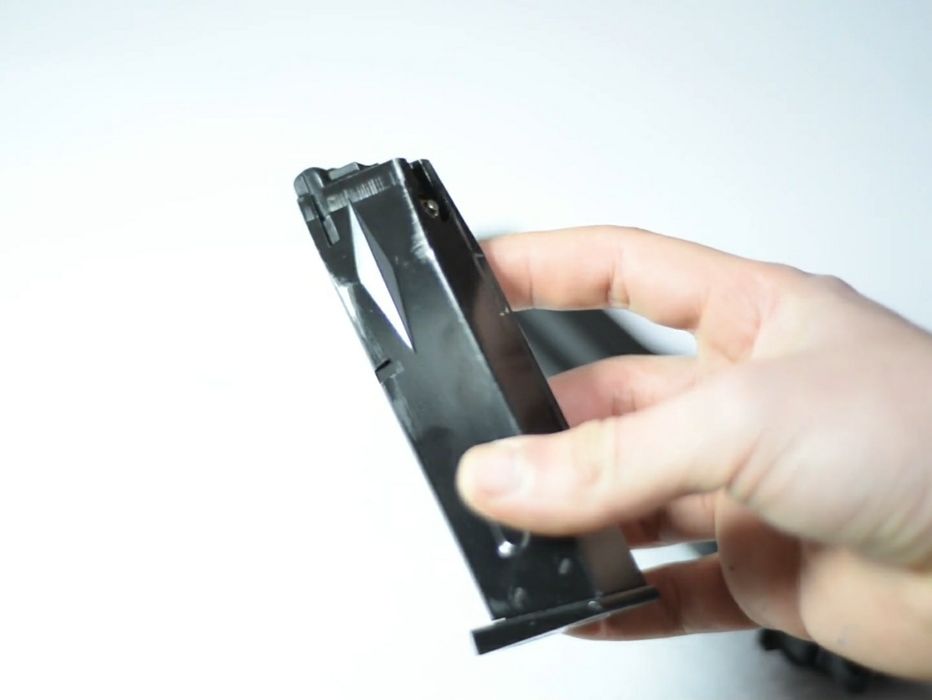 Replică full metal Beretta M92 WE