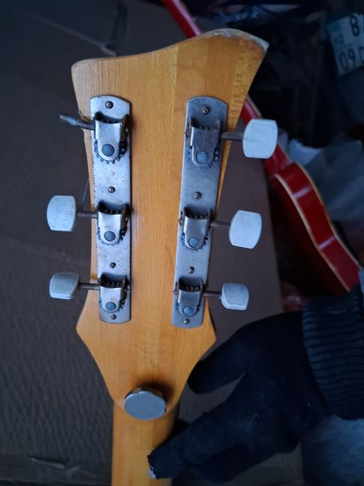 Эл.гитара Элгава Уника-2