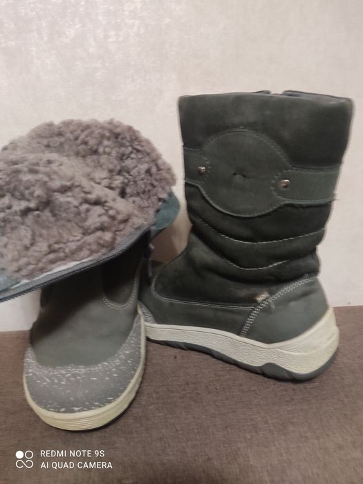 Продам зимние сапожки для девочки