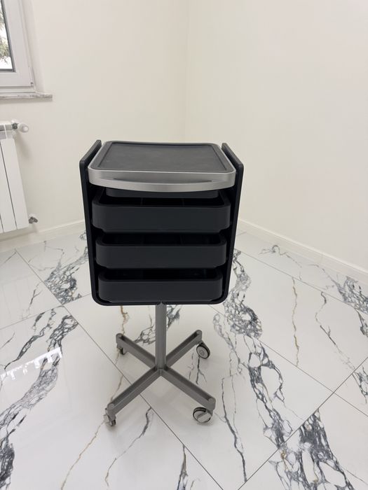 Ucenic pentru coafor