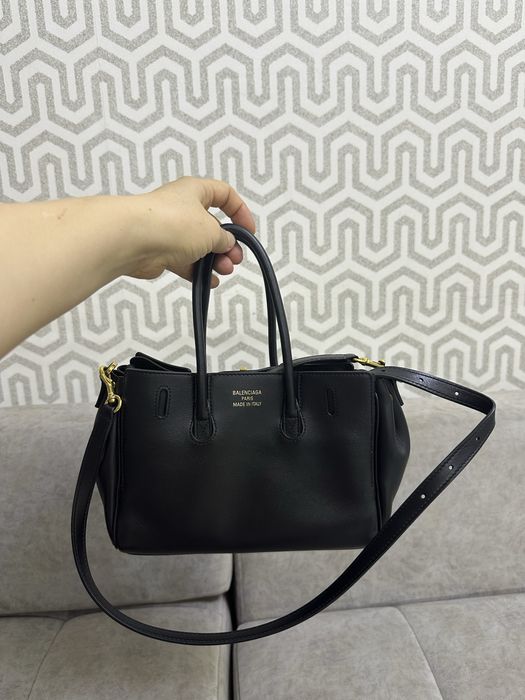 Продам сумку баленсиага