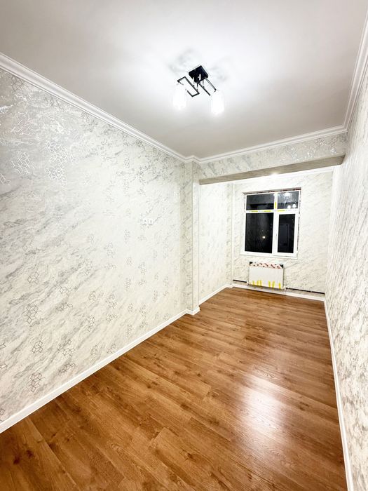 Своя!!! Яшнабад улица Иззат Новостройке продаю квартиру 2/5/8  52м2