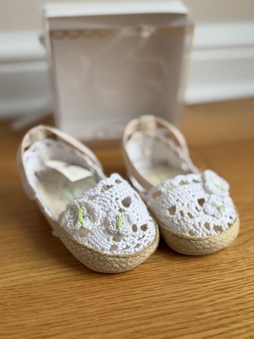 Mayoral летни обувки за бебе