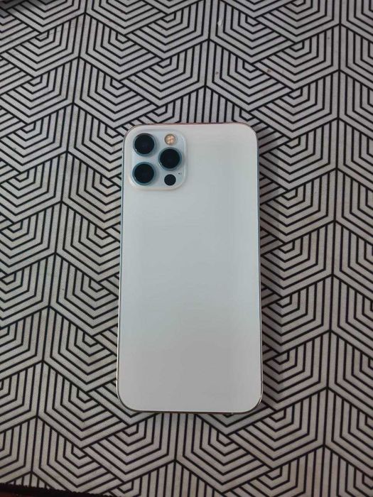 iPhone 12 Pro 128 ГБ