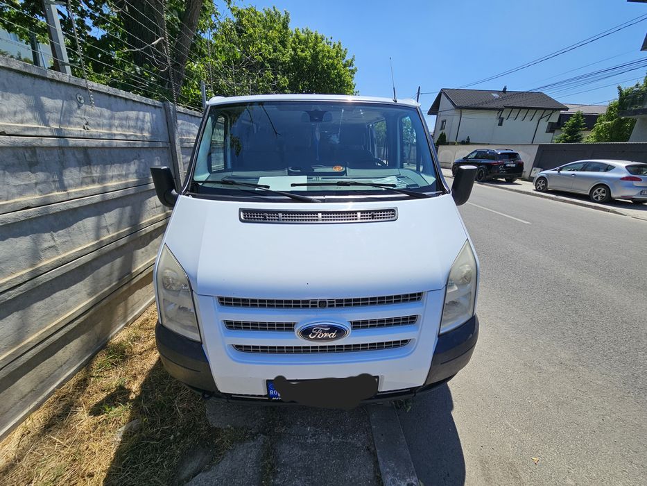 Ford  Transit  8+1