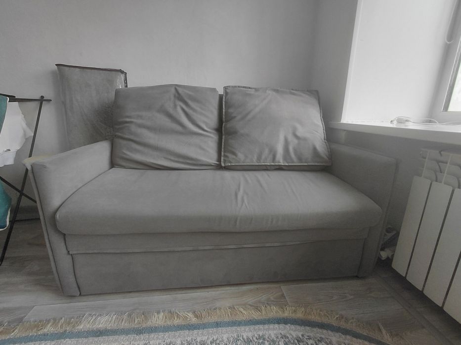 Продается Мини диван