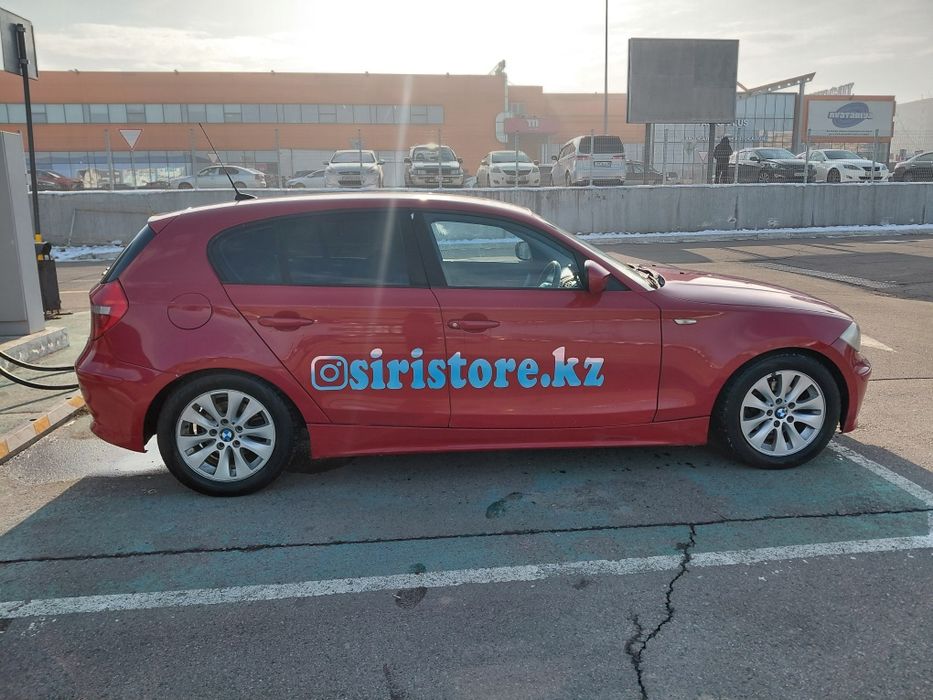 БМВ 116i 2010 год продам