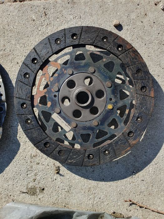 Съединител Мини Купър (R56) 1.6 S  Turbo  174 к.с. 
/Комплект/:
- Двум