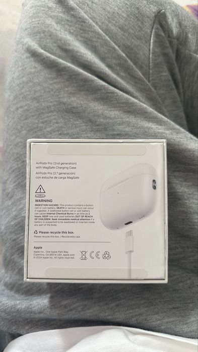 Продам наушники airpods 2