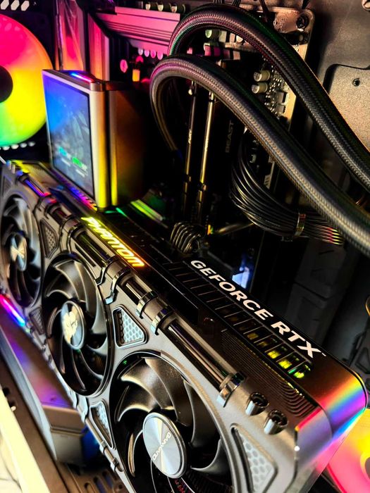 PC Ryzen™ 9 9950X3D/X870E /RTX 5090/Ram 128GB/SSD 2TB/ AIO Glacier 360 /Sursa 1350W Platinum/Garantie/TVA!