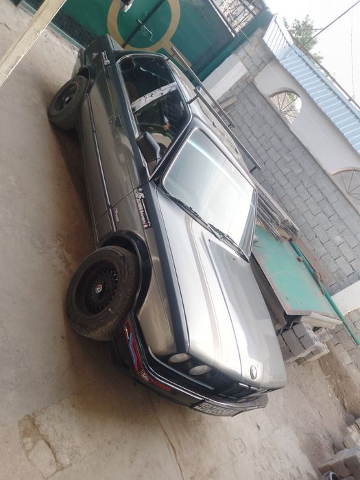 Продам авто BMWсрочна нужно денеги продажа переезд другой стороны торг