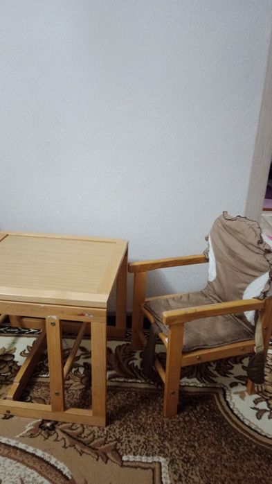 Продам детский стульчик для кормления