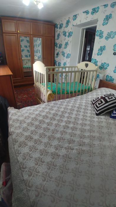 Дом вдоль дороги