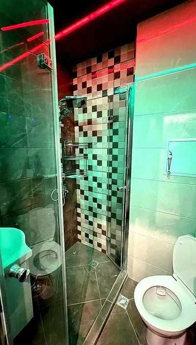 Дава се под наем Тристаен апартамент в Бургас, Славейков - 100 кв.м за 1122 € - Снимка #4