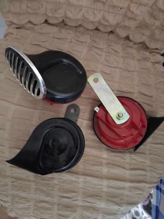 Set 3 claxoane auto melc