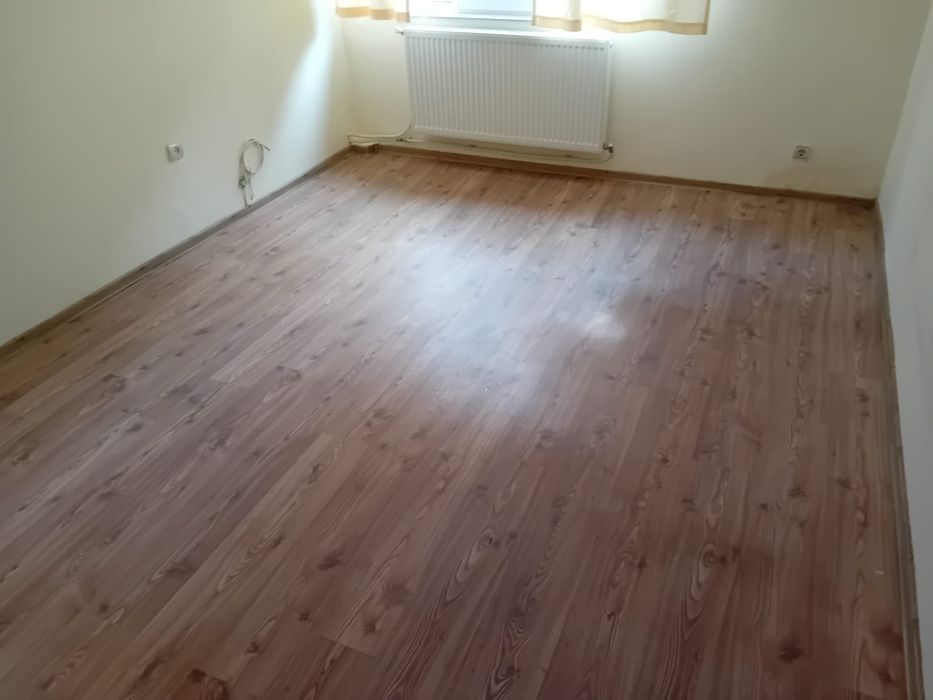 Ap 2 cam , maratei ,canalizare separată,centrala,renovat,luminoasa