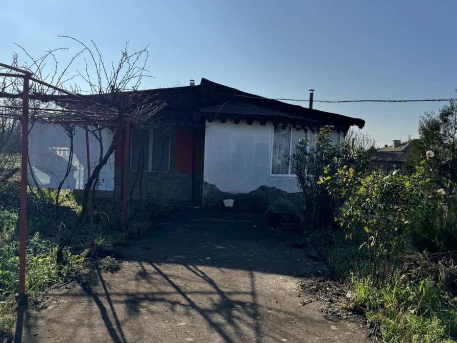 Продавам/Разменям Къща в село Роза