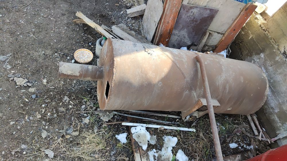 Метал трубы бочки