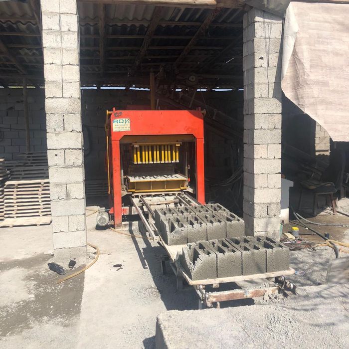 Шлакоблочный аппарат (станок)