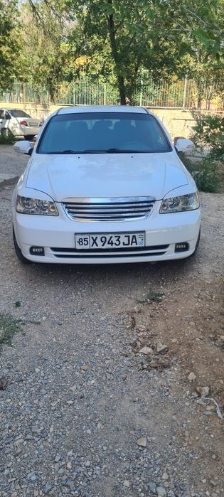 Shevralet Lasetti 1.8