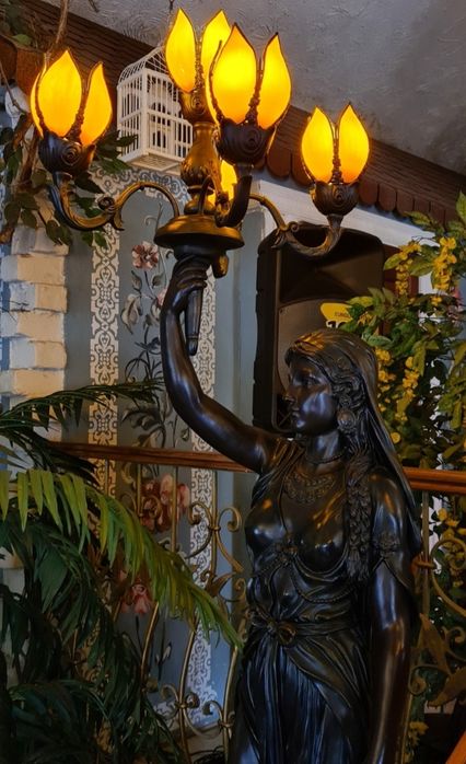 Продам светильник "Дива"